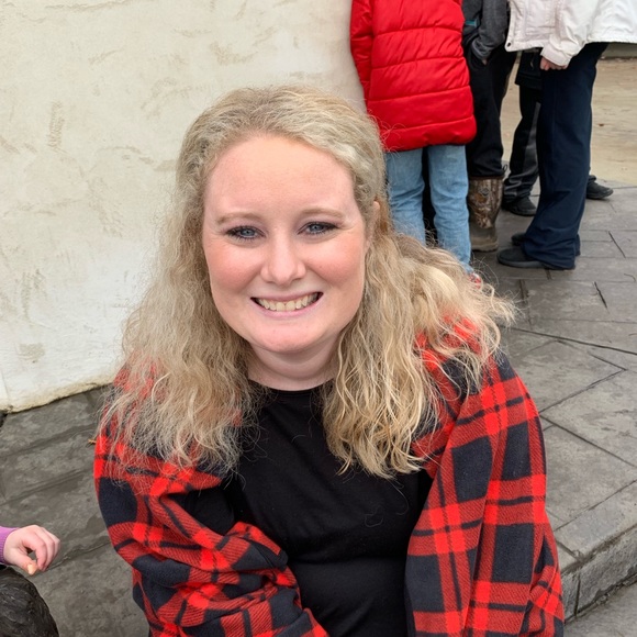 Meet your Posher, Sidney - Picture 1 of 1